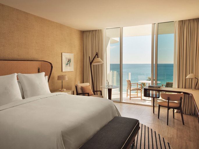 Four Seasons Hotel & Residences Fort Lauderdale