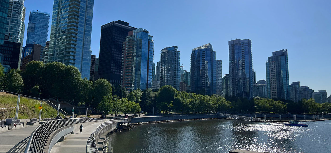 Image: Vancouver Seawall path. (Photo Credit: Paul Heney)